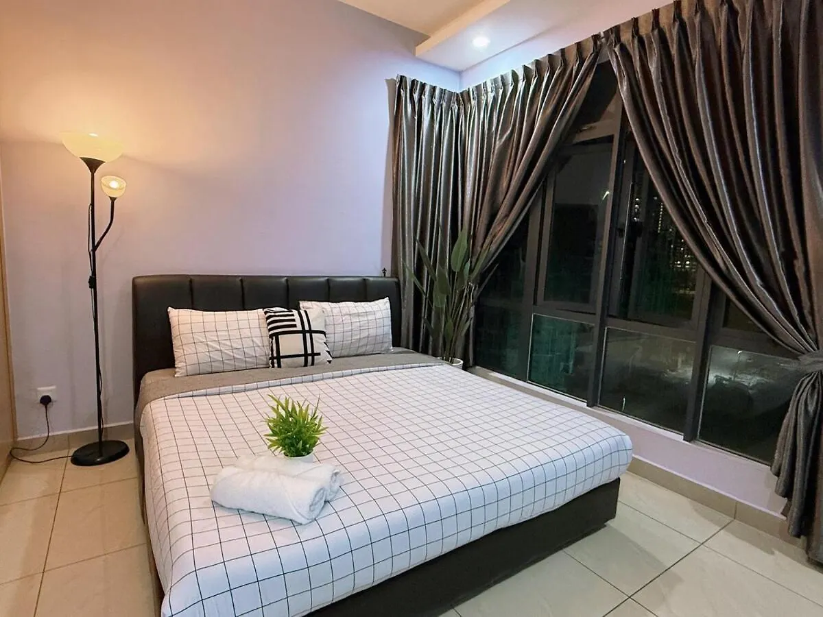 Stylish Luxury Two Bedrooms Condo 1-6Pax At D Secret Garden - Johor Bahru-Mid Valley-Paradigm Mall-Dato Onn-Setia Tropika-Kempas-Utm
